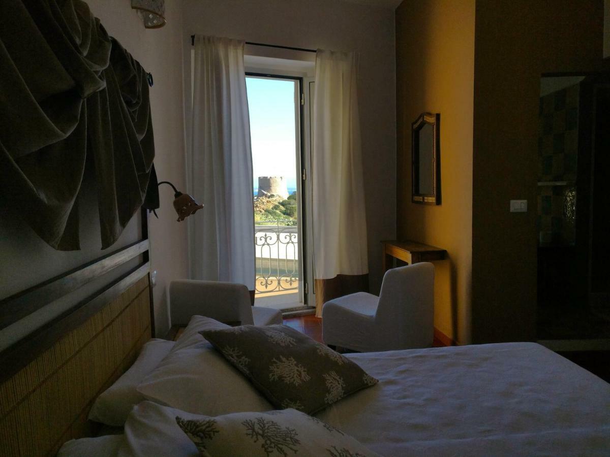 Hotel Da Cecco Santa Teresa Gallura Eksteriør billede